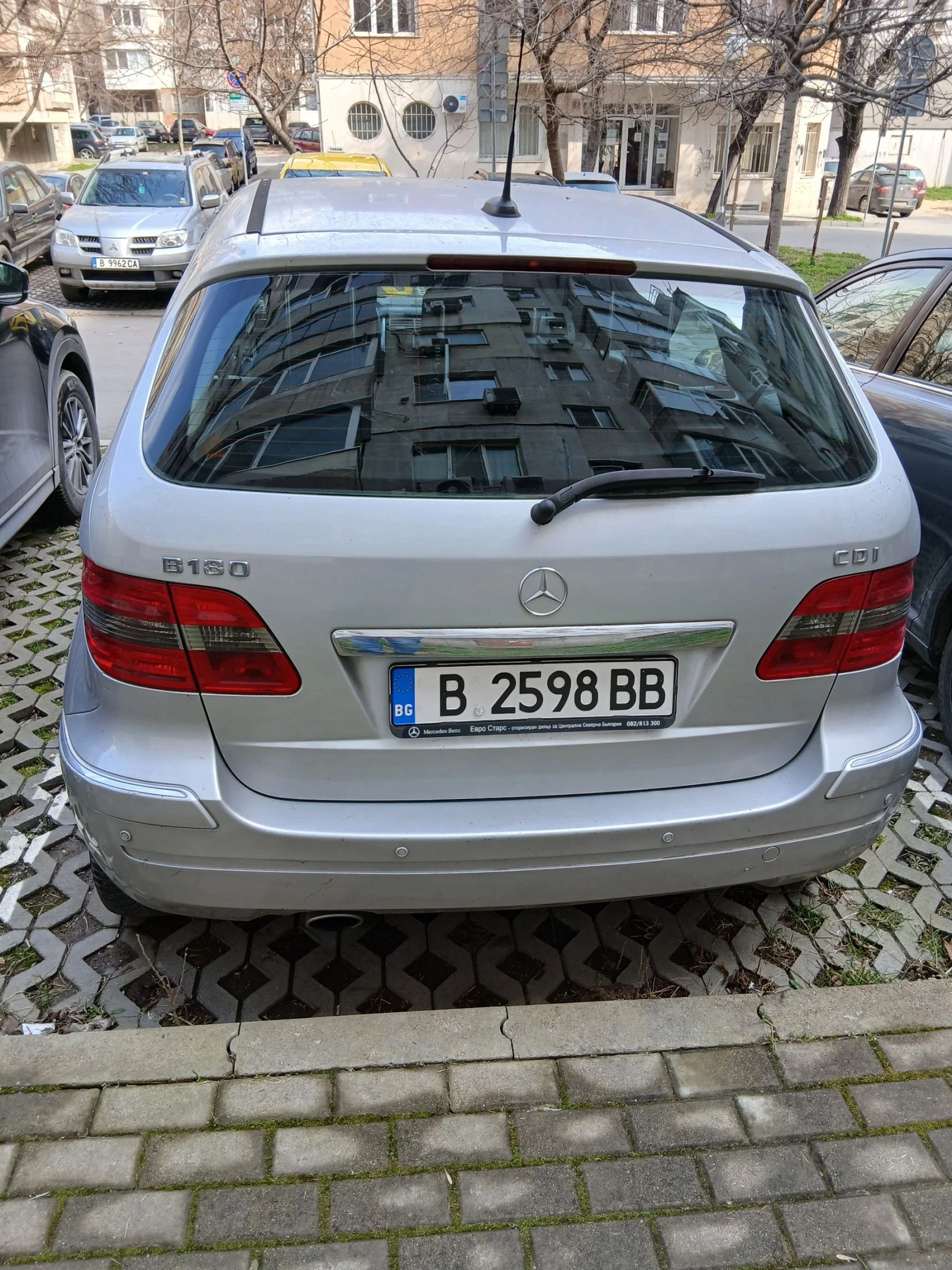 Mercedes-Benz B 180  - изображение 6