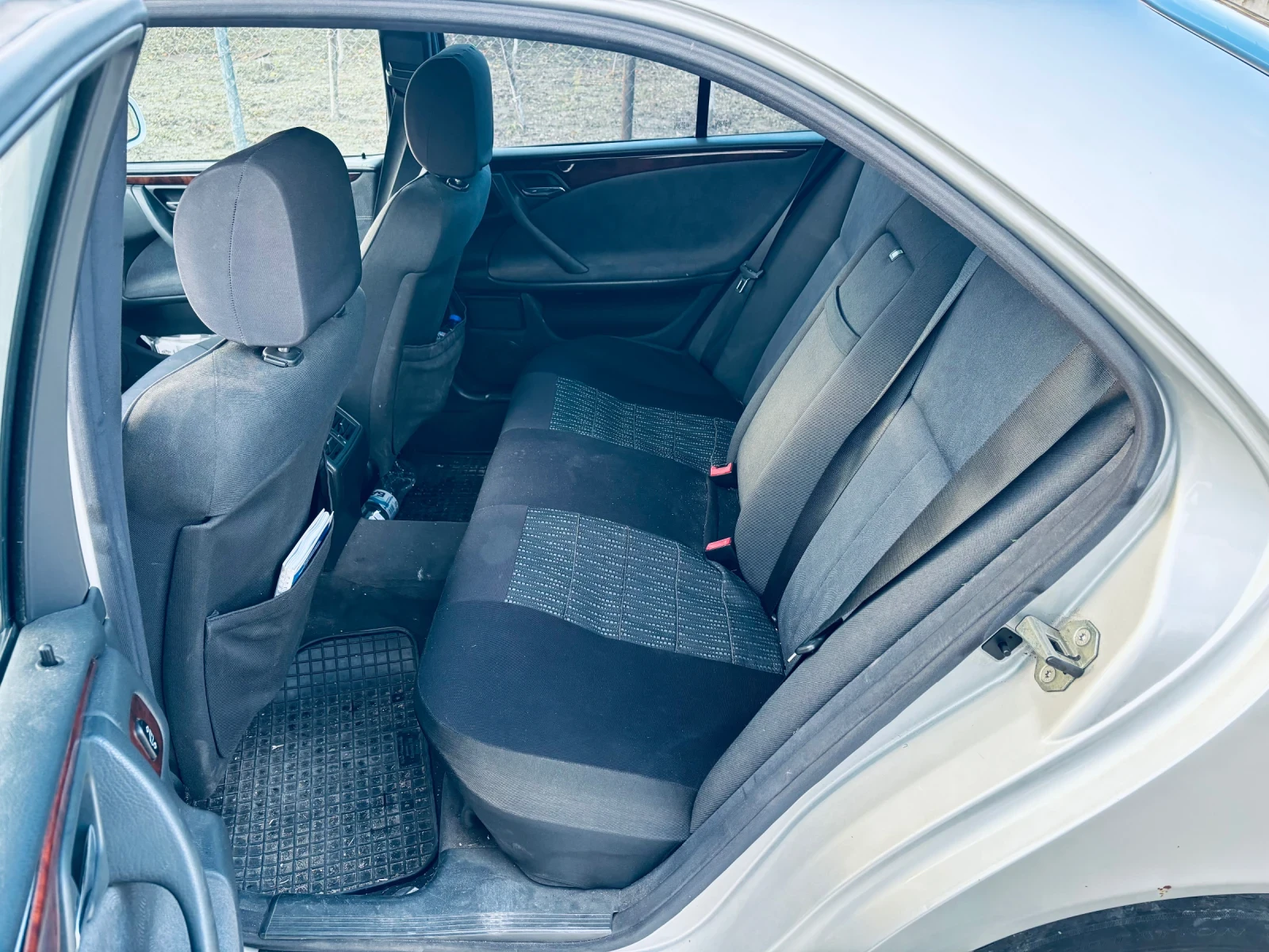 Mercedes-Benz E 220 W210, снимка 8 - Автомобили и джипове - 53932613