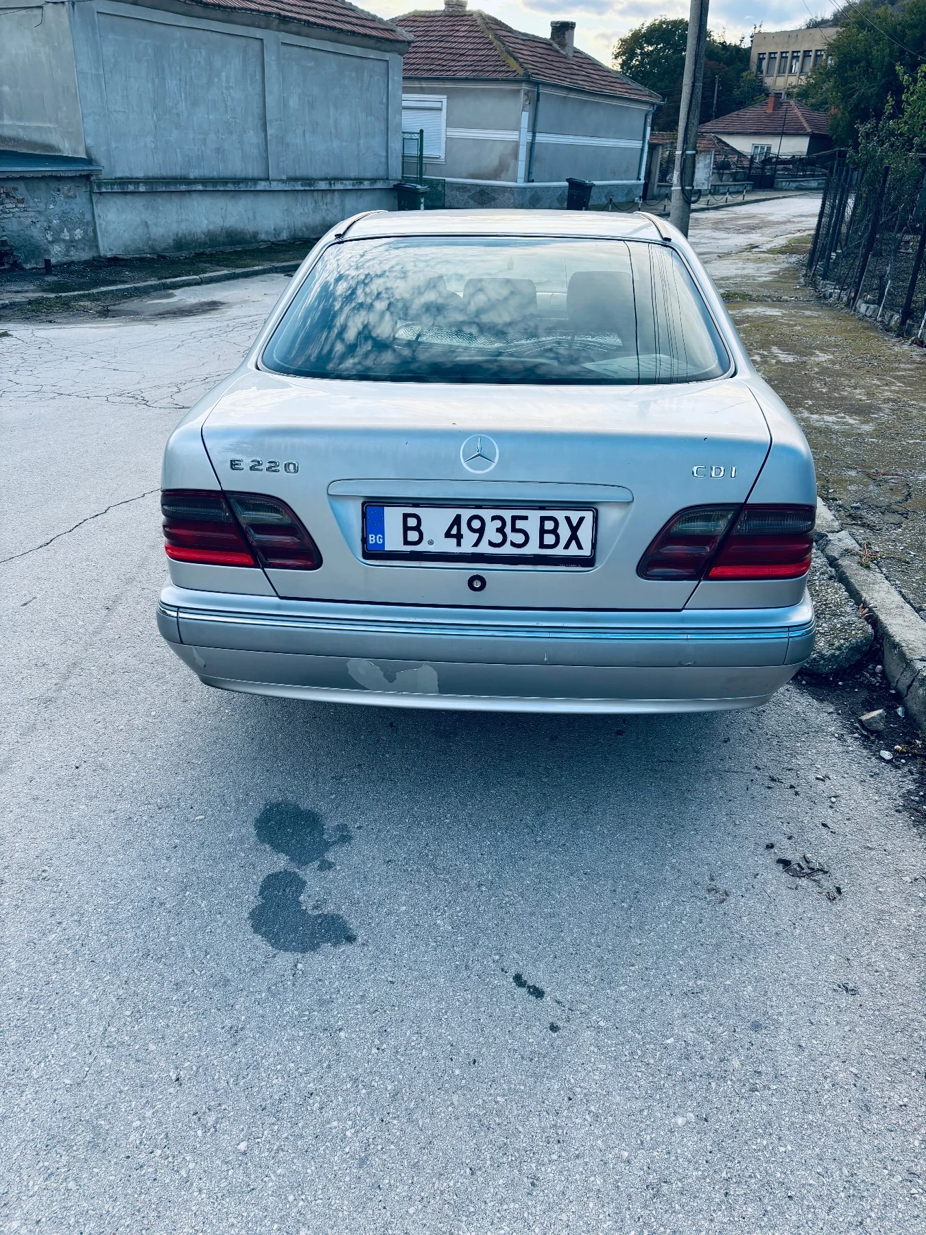 Mercedes-Benz E 220 W210, снимка 2 - Автомобили и джипове - 53932613