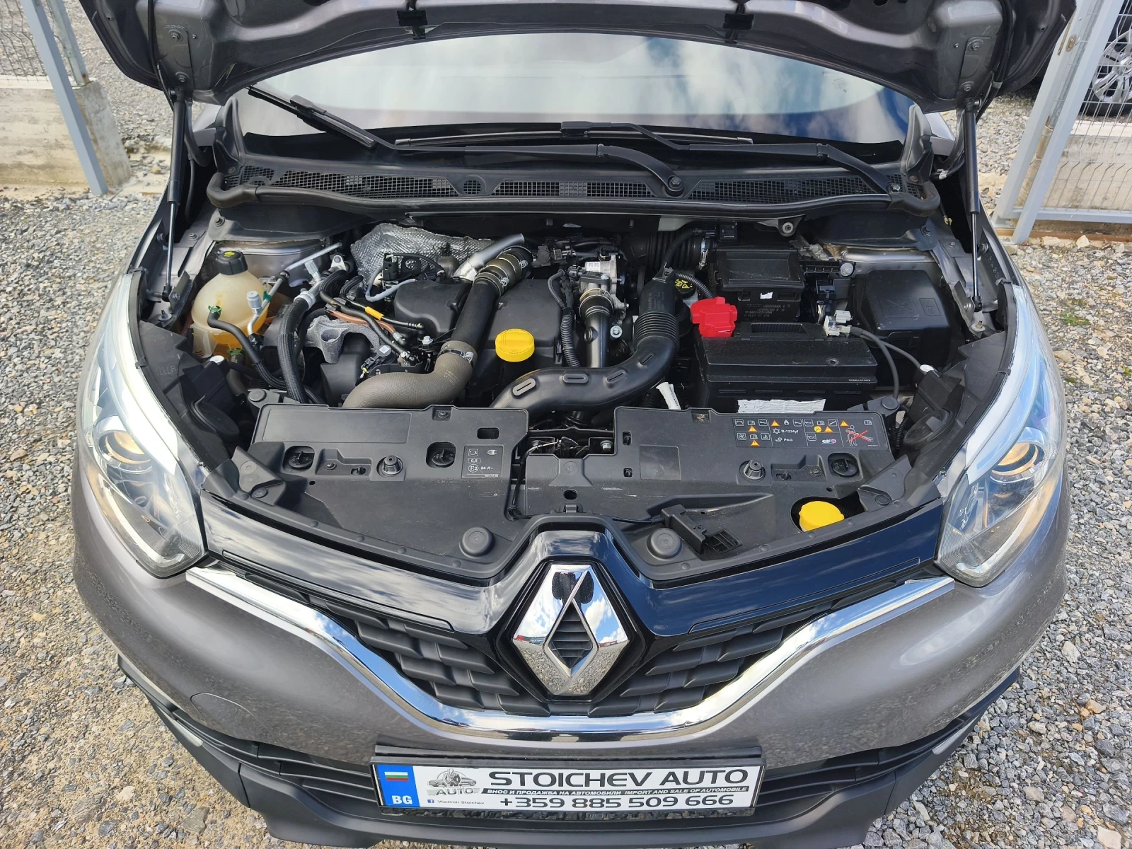 Renault Captur Automatic , снимка 8 - Автомобили и джипове - 54032561
