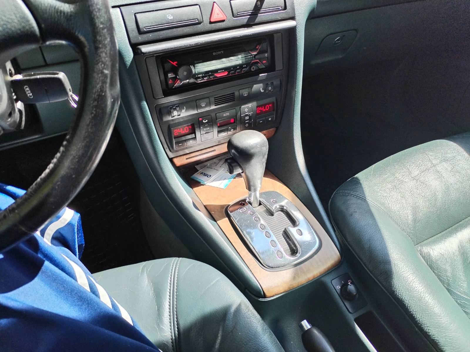 Audi A6, снимка 3 - Автомобили и джипове - 54310221