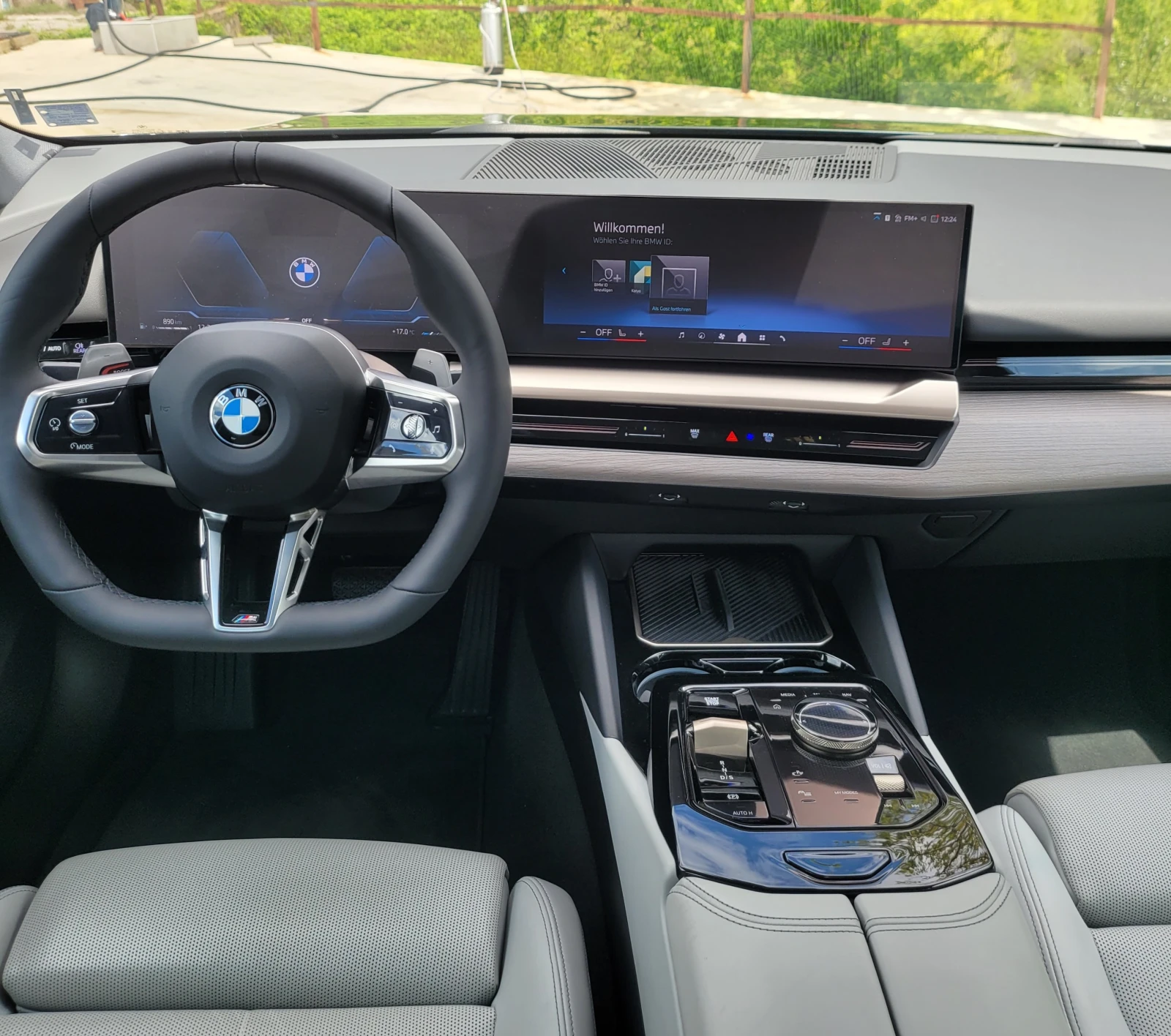 BMW 520 520 xdrive , снимка 17 - Автомобили и джипове - 54393347