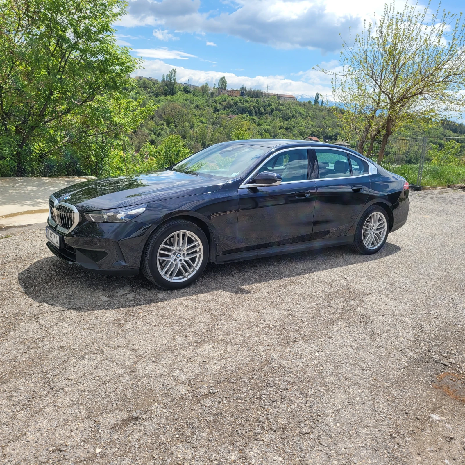 BMW 520 520 xdrive , снимка 3 - Автомобили и джипове - 54393347
