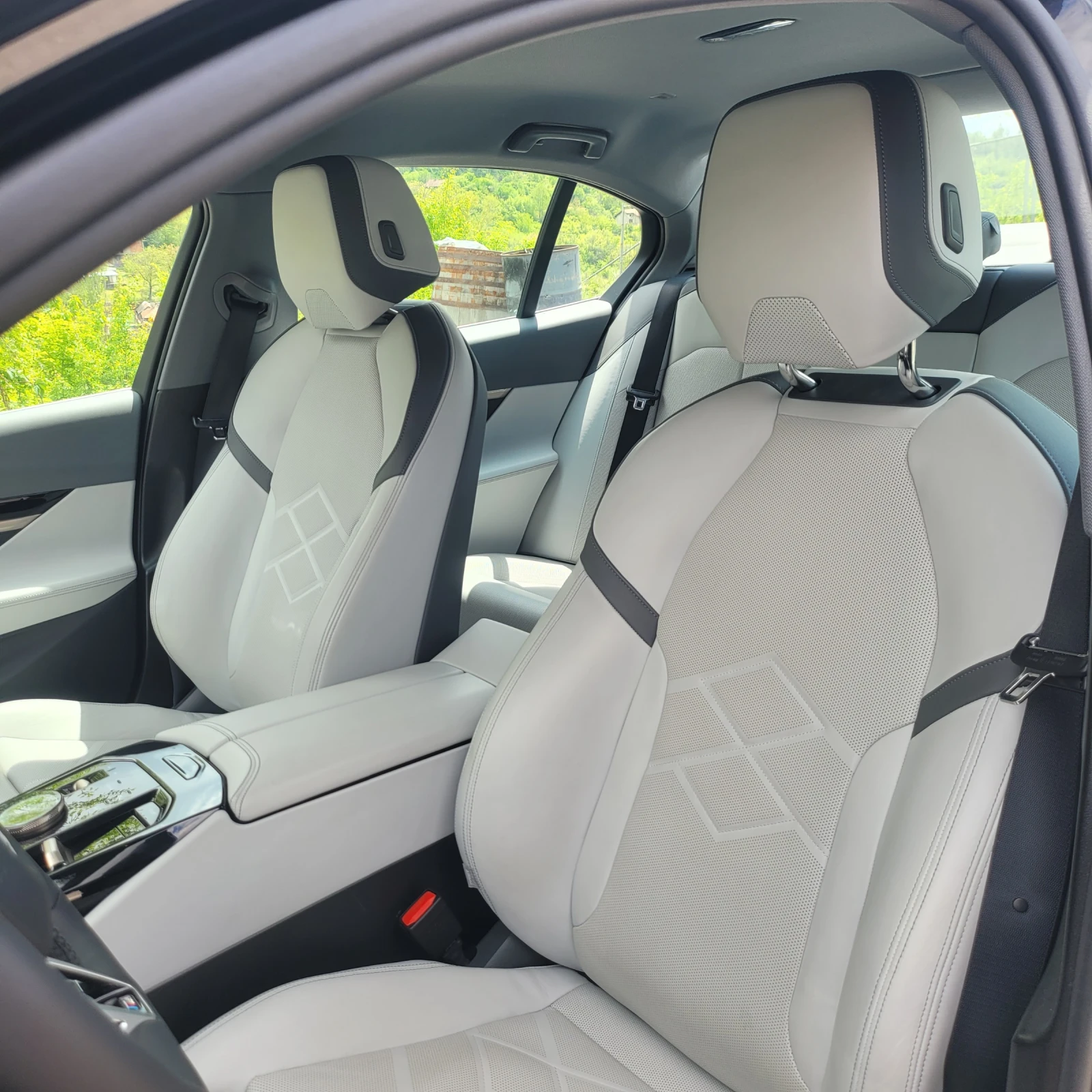 BMW 520 520 xdrive , снимка 16 - Автомобили и джипове - 54393347