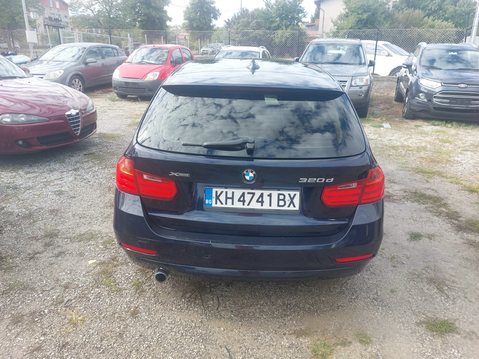 BMW 320 2.0d Xdrive, снимка 9 - Автомобили и джипове - 54667093