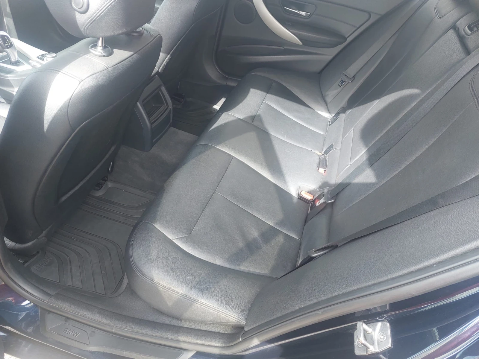 BMW 320 2.0d Xdrive, снимка 4 - Автомобили и джипове - 54667093