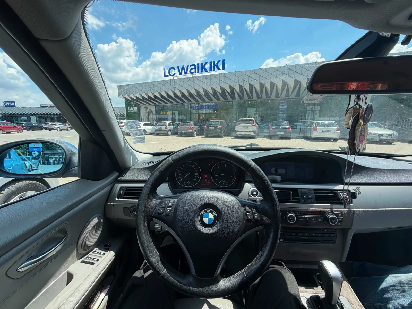 BMW 330, снимка 12 - Автомобили и джипове - 55082583