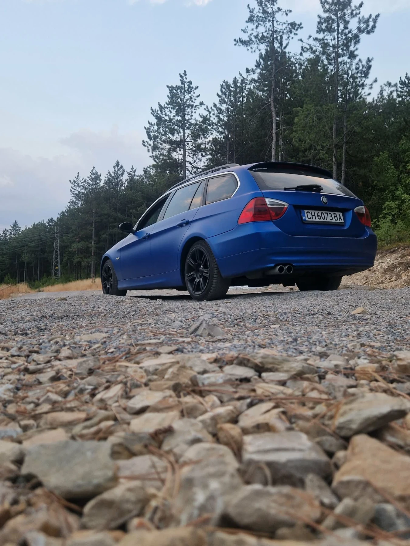 BMW 330, снимка 2 - Автомобили и джипове - 54901364