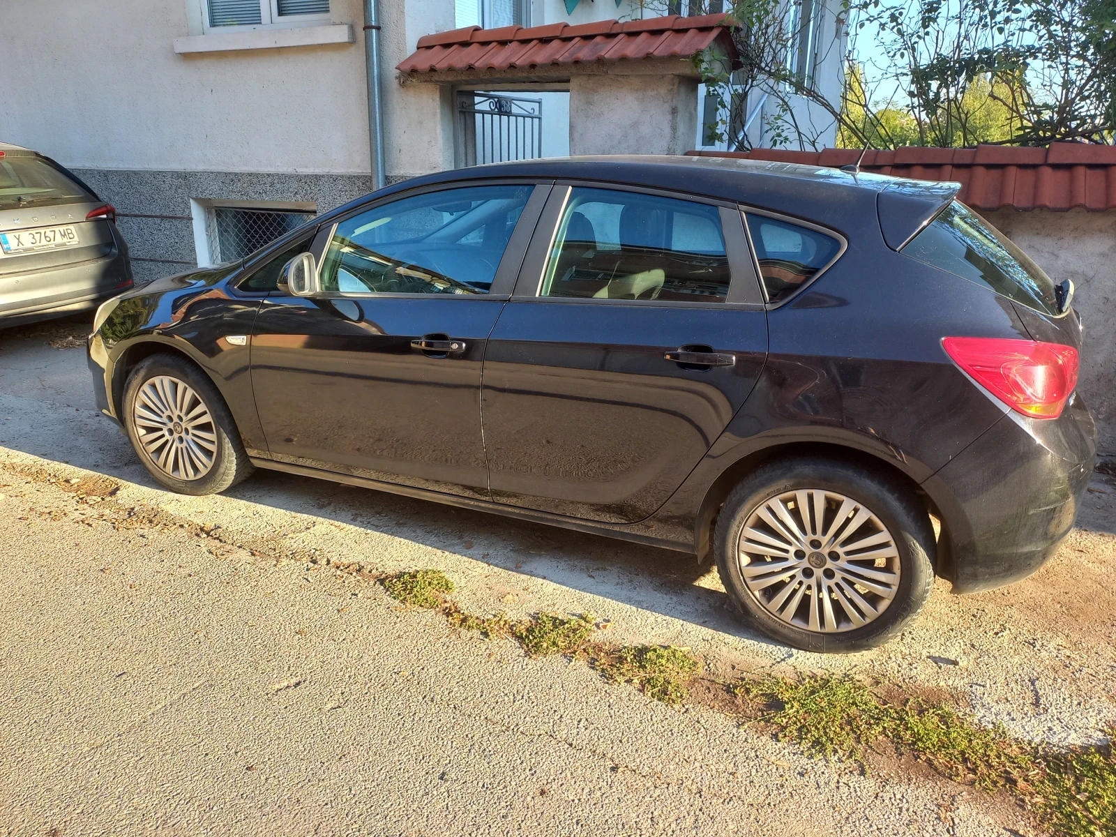 Opel Astra J, снимка 3 - Автомобили и джипове - 55163622