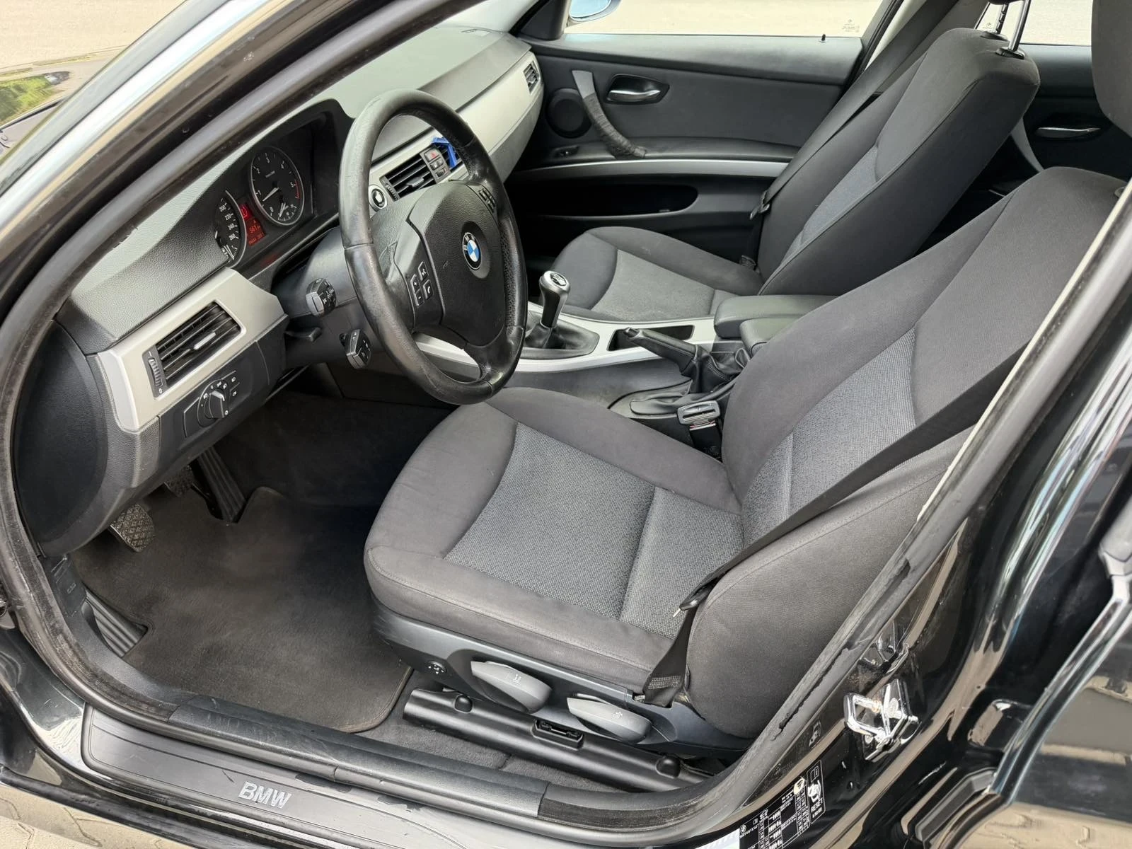 BMW 325 325d, снимка 6 - Автомобили и джипове - 55950340