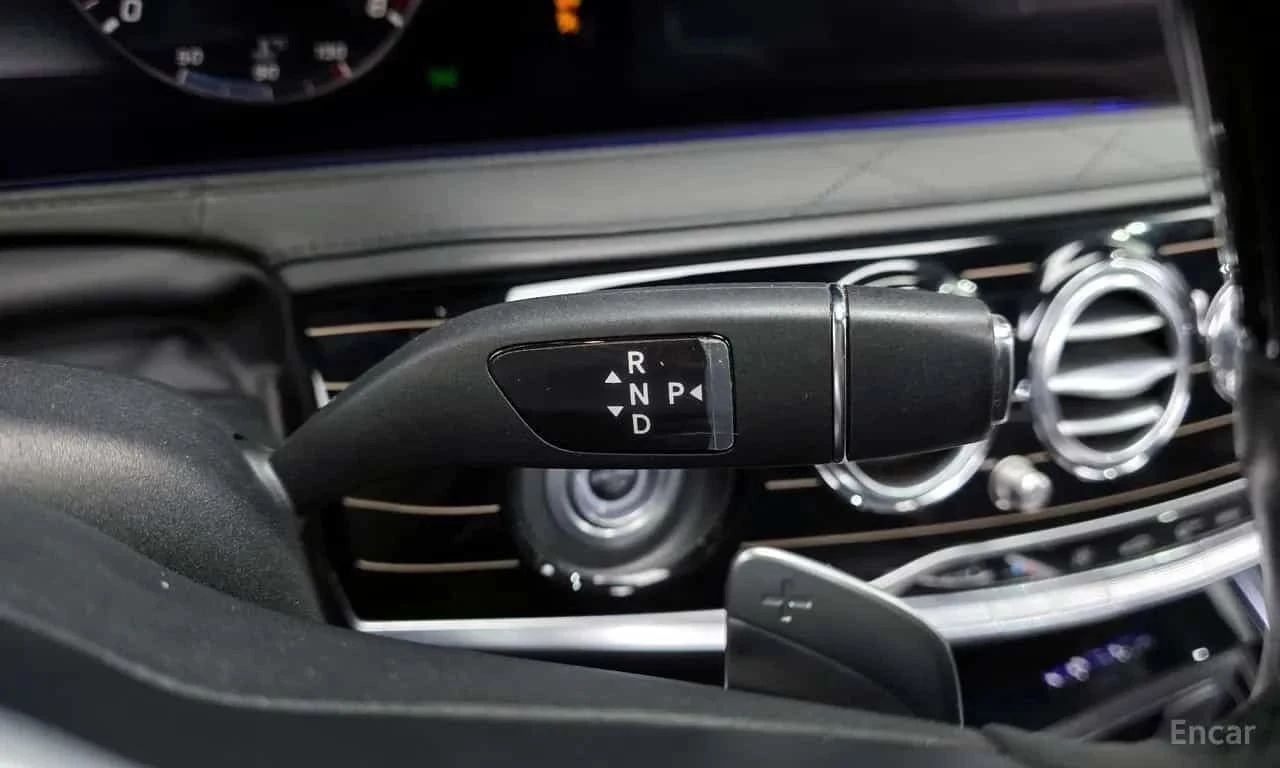 Mercedes-Benz Maybach, снимка 9 - Автомобили и джипове - 56690205