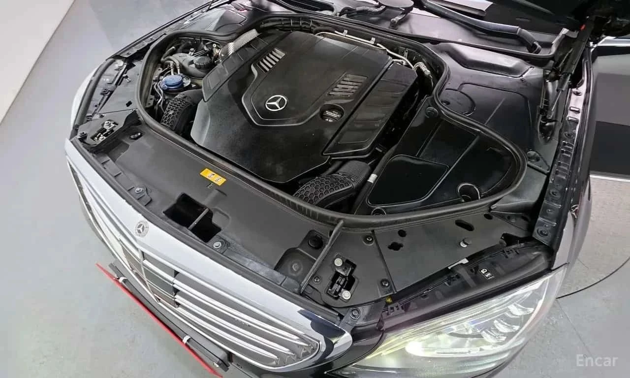 Mercedes-Benz Maybach, снимка 6 - Автомобили и джипове - 56690205