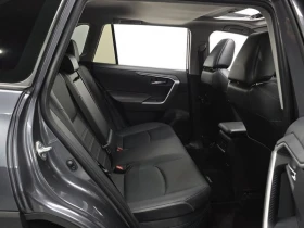 Toyota Rav4 2.5 2WD Hybrid XLE| 219к.с.| ВКЛ.ТЕХНОТЕСТ, снимка 11