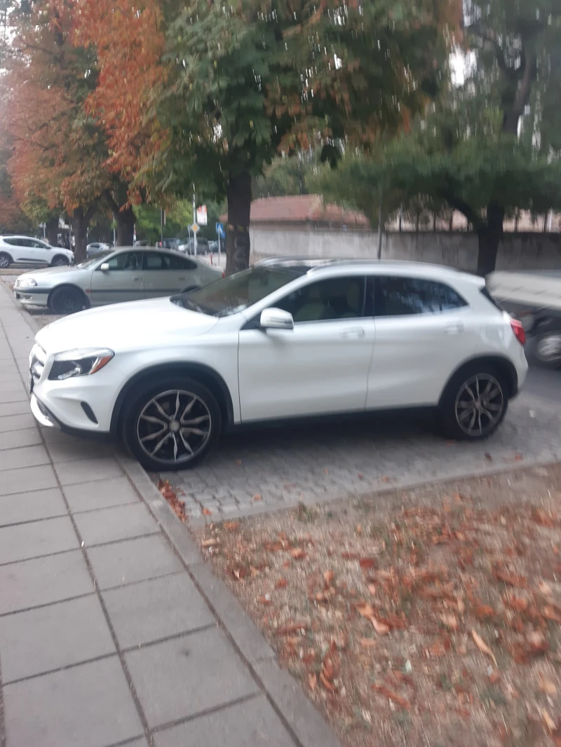 Mercedes-Benz GLA 250, снимка 5 - Автомобили и джипове - 52635171