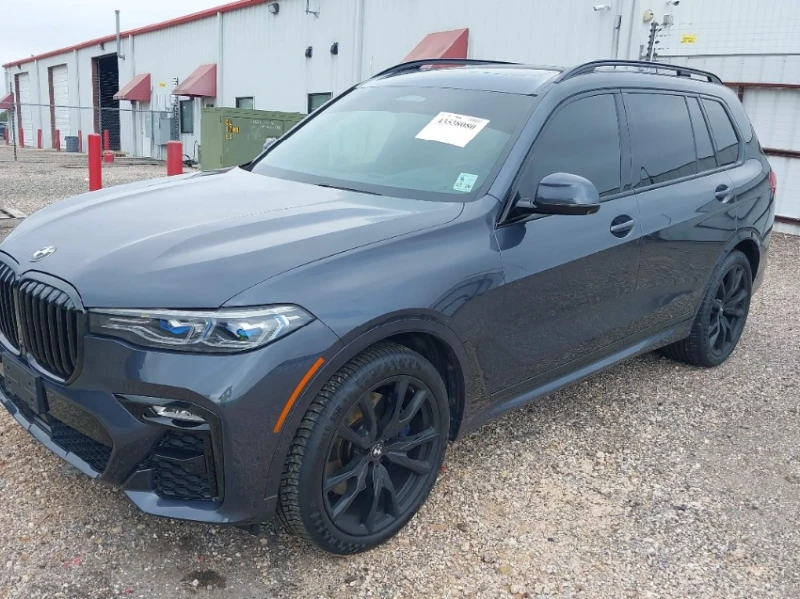 BMW X7 M-PACKET* SOFT-CLOSE* Bowers & Wilkins* 360* PANOR, снимка 3 - Автомобили и джипове - 52817813