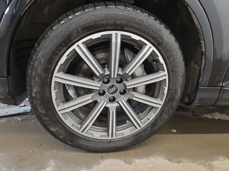 Audi Q7 PROGRESSIV | ПОДГРЕВИ| ОБДУХВАНЕ| ПАНОРАМА| CARFAX, снимка 8 - Автомобили и джипове - 53414707