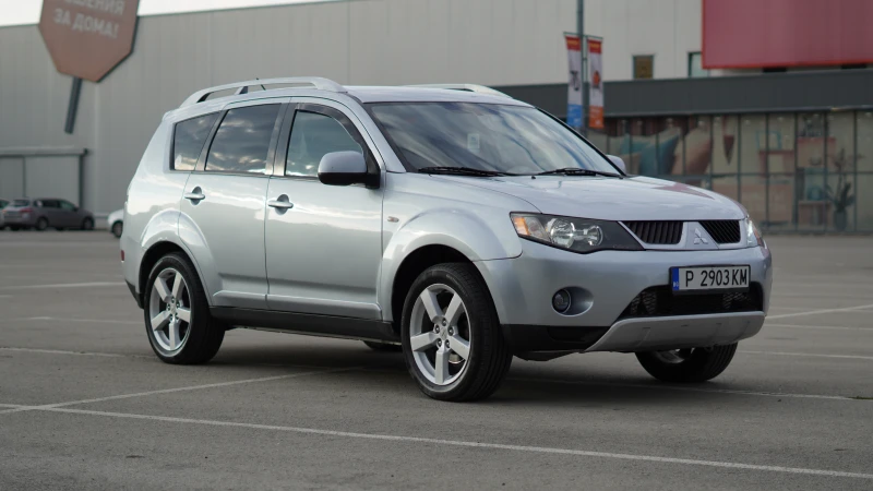 Mitsubishi Outlander 2.0 - 8700 лв. - 52353930 | Car24.bg