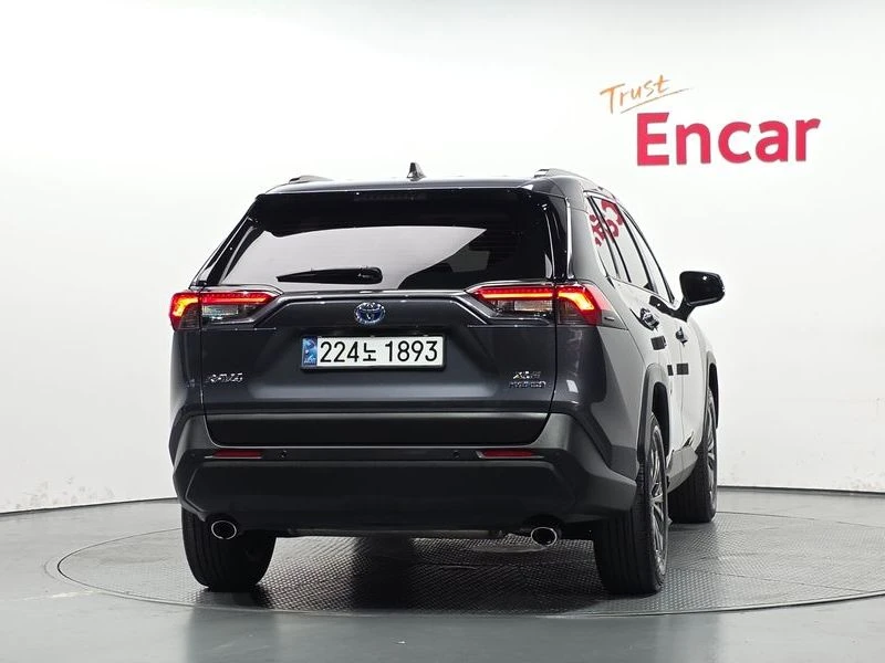 Toyota Rav4 2.5 2WD Hybrid XLE| 219к.с.| ВКЛ.ТЕХНОТЕСТ, снимка 4 - Автомобили и джипове - 55119793