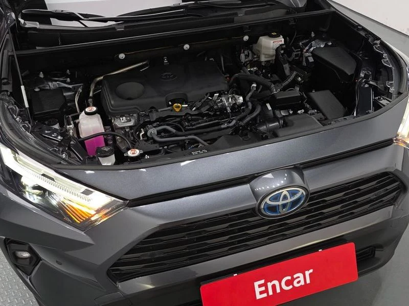 Toyota Rav4 2.5 2WD Hybrid XLE| 219к.с.| ВКЛ.ТЕХНОТЕСТ, снимка 6 - Автомобили и джипове - 55119793