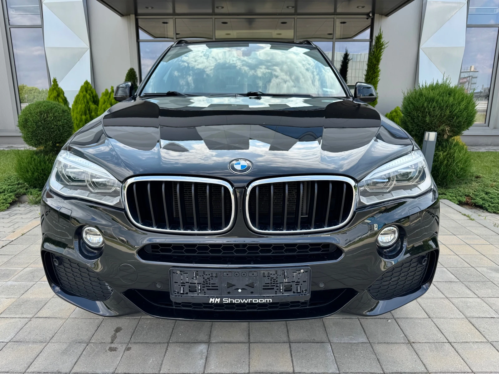 BMW X5 M-PACK-ВАКУМ-ОБДУХВАНЕ-ДИГИТАЛ-KAMERA-ПОДГРЕВ- - изображение 2