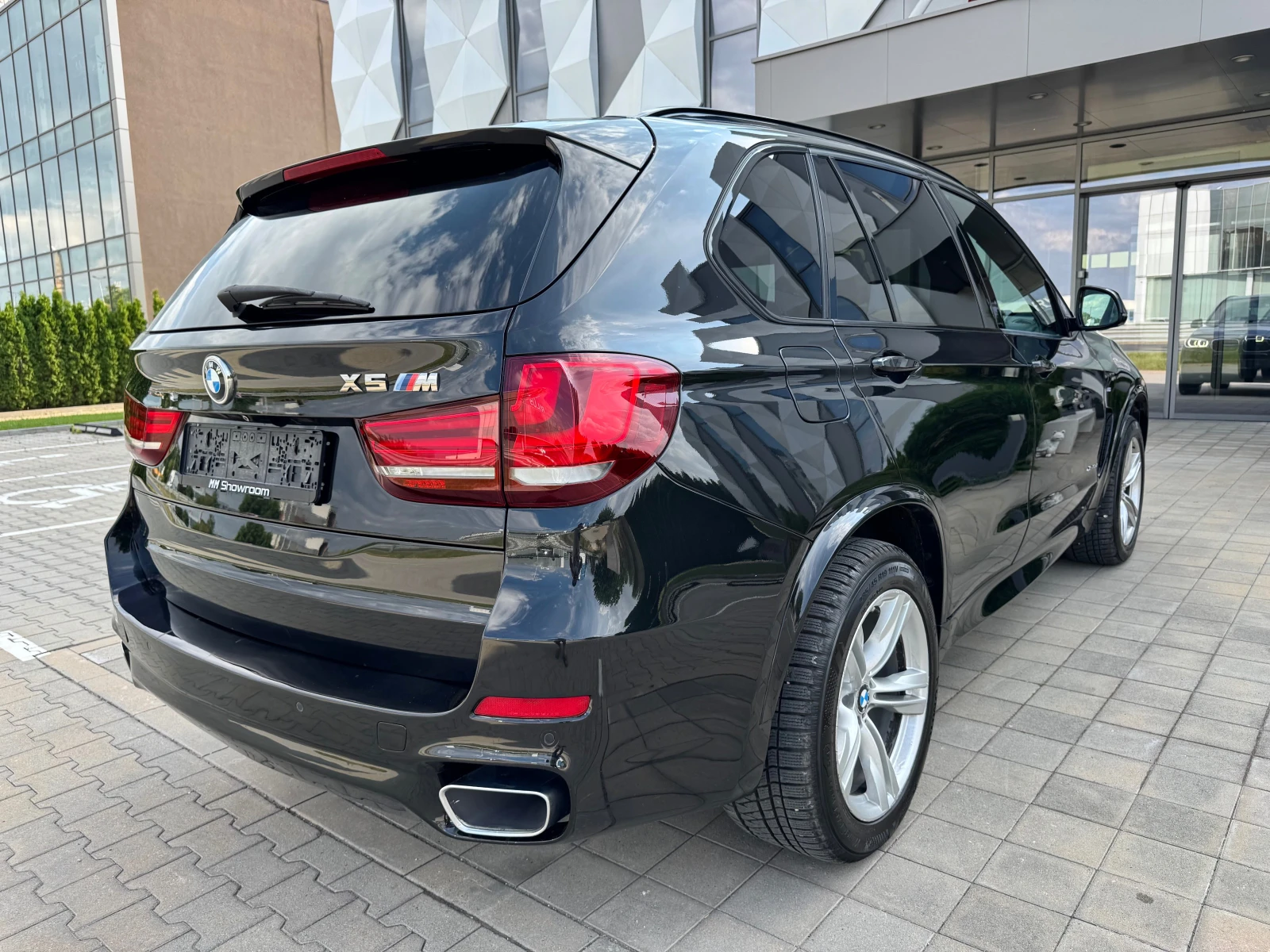 BMW X5 M-PACK-ВАКУМ-ОБДУХВАНЕ-ДИГИТАЛ-KAMERA-ПОДГРЕВ- - изображение 5