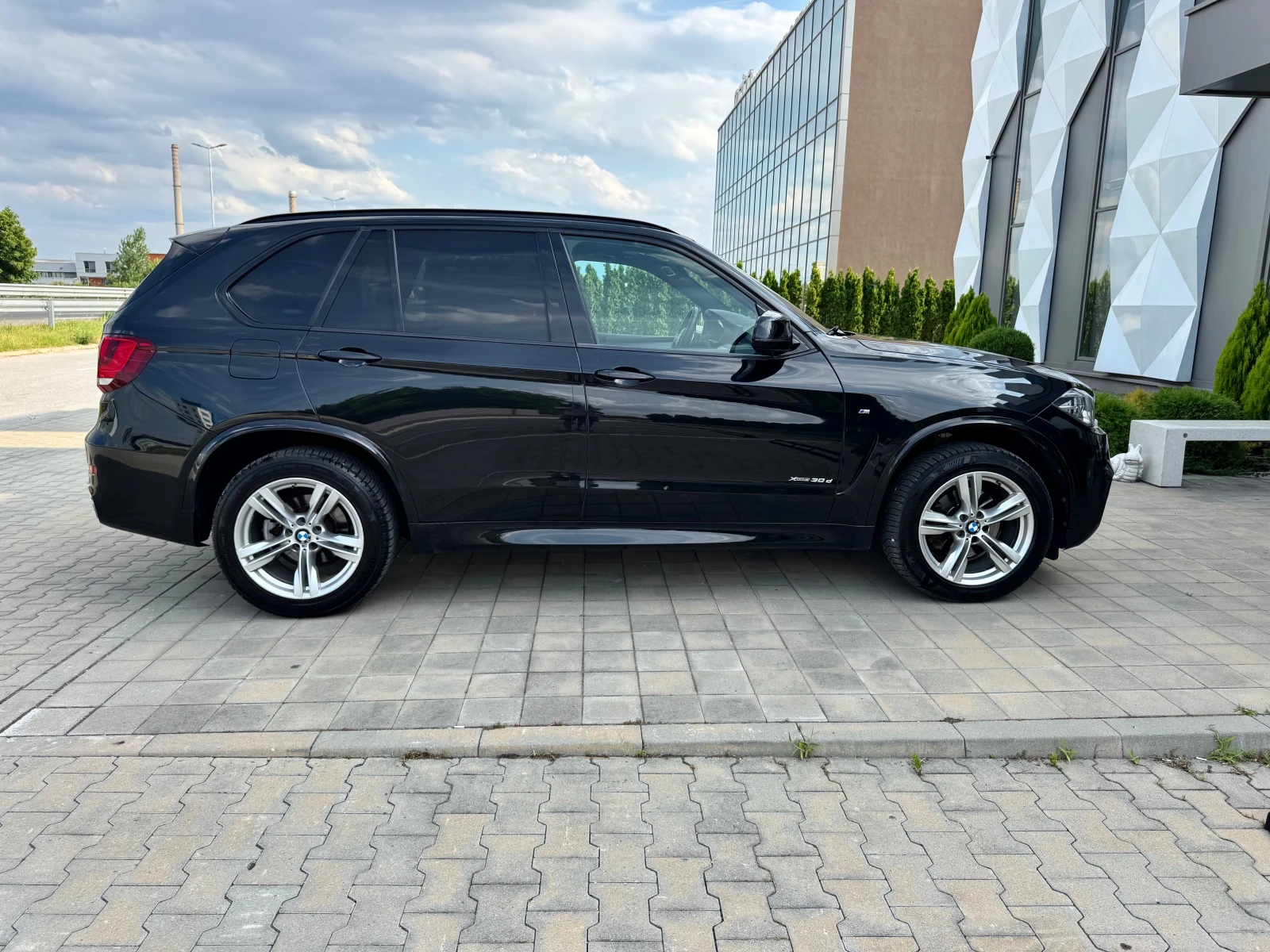 BMW X5 M-PACK-ВАКУМ-ОБДУХВАНЕ-ДИГИТАЛ-KAMERA-ПОДГРЕВ- - изображение 4