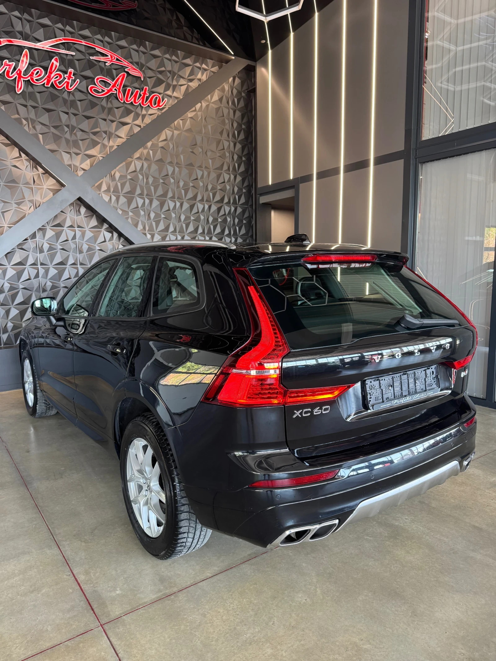 Volvo XC60 D4 AWD - изображение 3