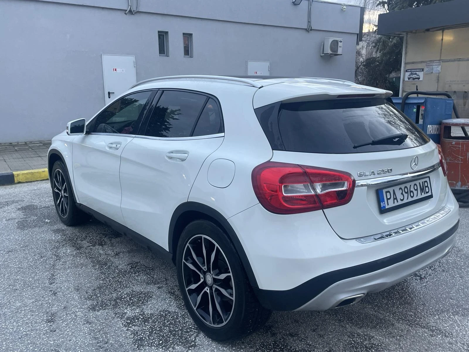 Mercedes-Benz GLA 250  - изображение 4