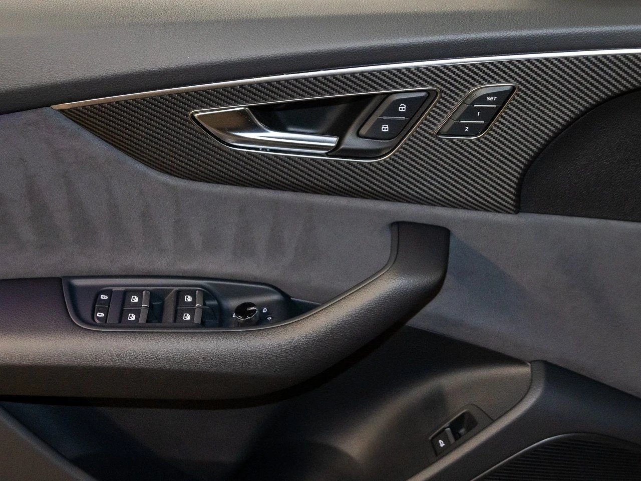 Audi Q8 50TDI* FACELIFT* SLINE* MATRIX* ПАНО* ГАРАНЦИЯ - изображение 8