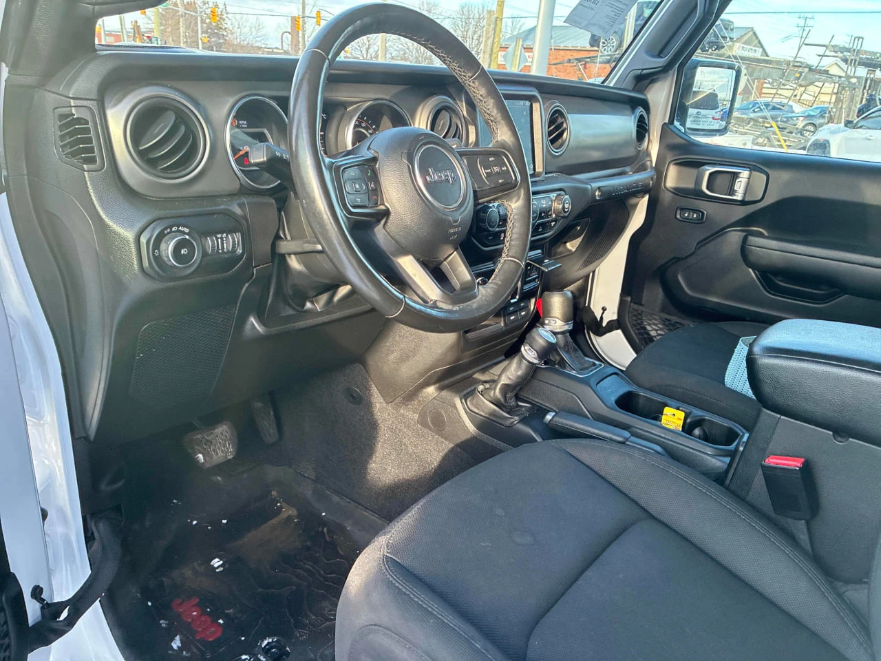 Jeep Wrangler CARFAX* АВТОФИНАНСИРАНЕ* БЕЗ ПЪРВОНАЧАЛНА ВНОСКА*  - изображение 5