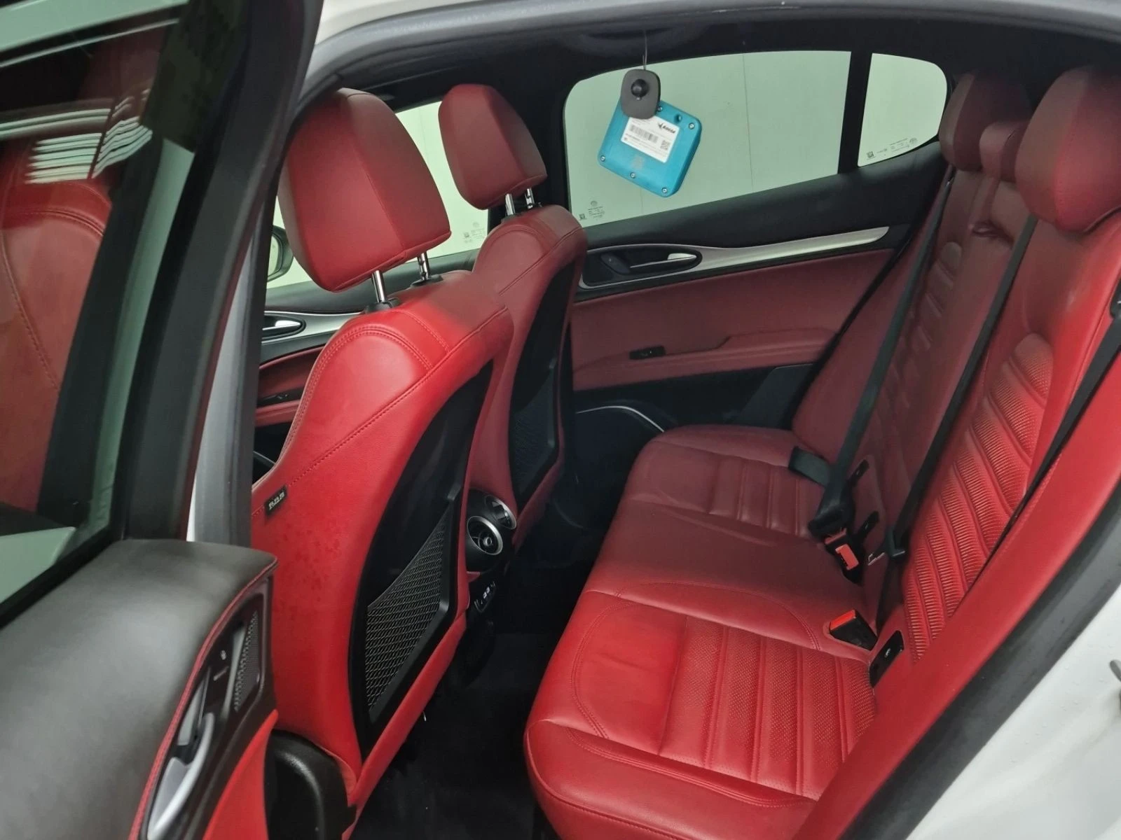 Alfa Romeo Stelvio TI SPORT � ����������� & ���� ������ | Mobile.bg � ����������� 12
