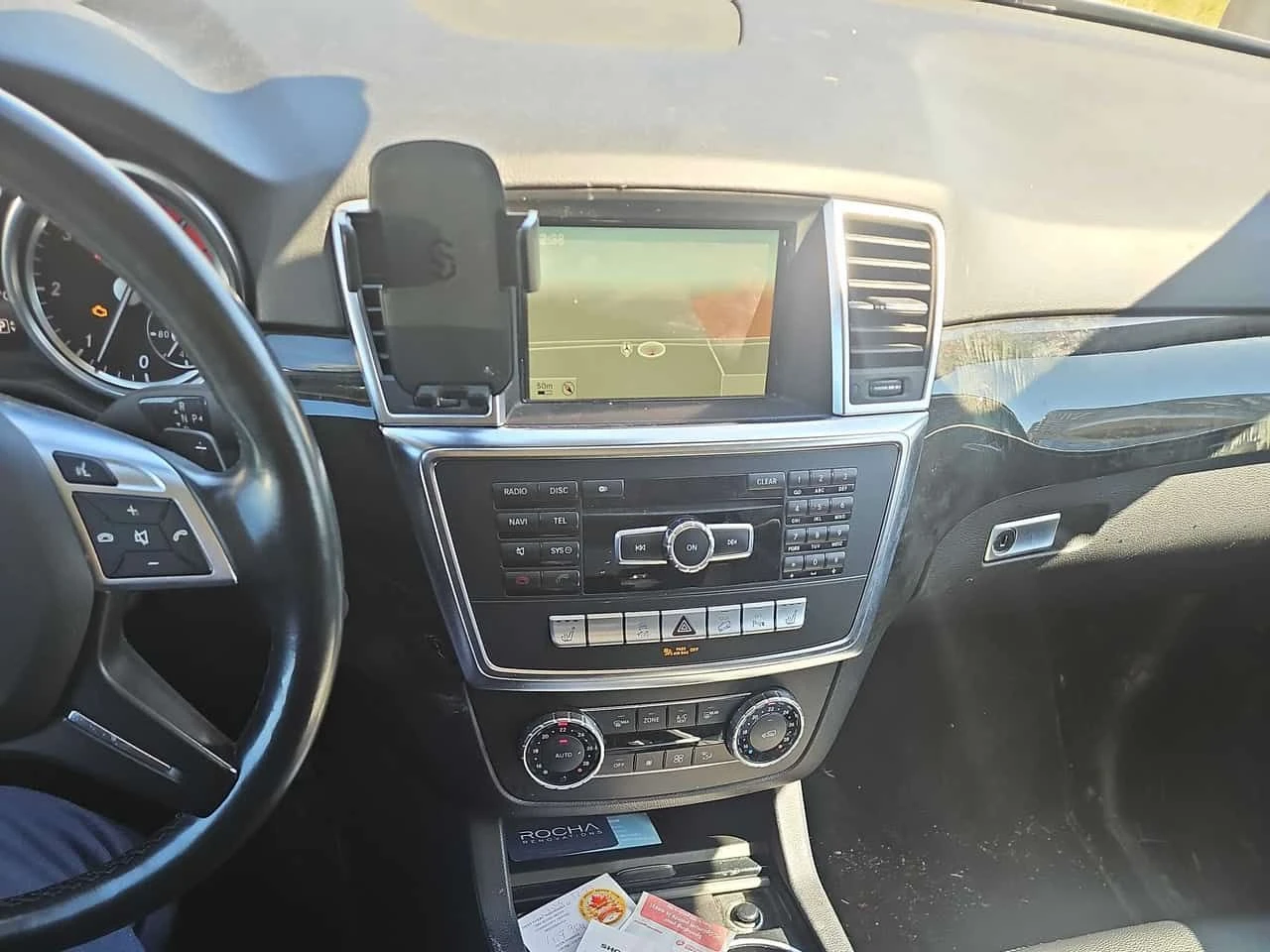 Mercedes-Benz ML 350 * BlueTEC * ПРЕДСТАВИТЕЛСТВО * 360 * ПОДГРЕВ * NAV, снимка 9 - Автомобили и джипове - 54000577