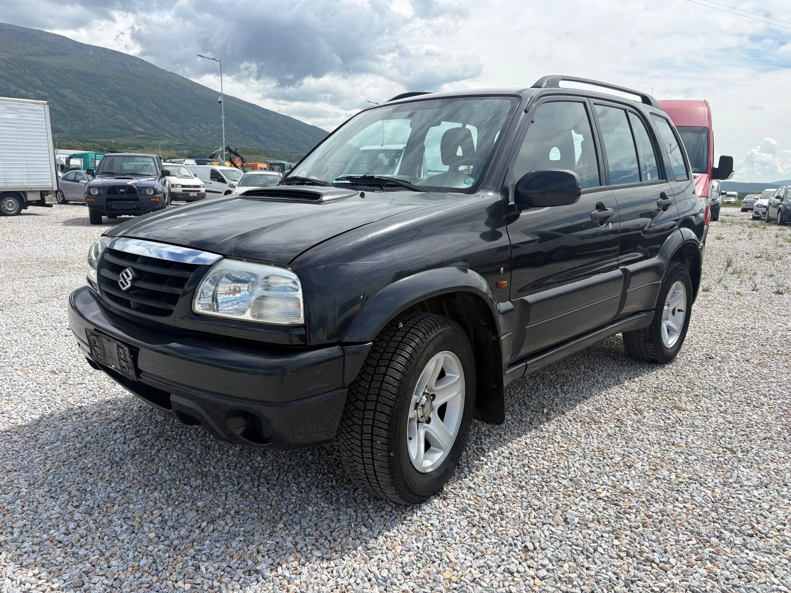 Suzuki Vitara 2, 0 HDI, снимка 2 - Автомобили и джипове - 54518791