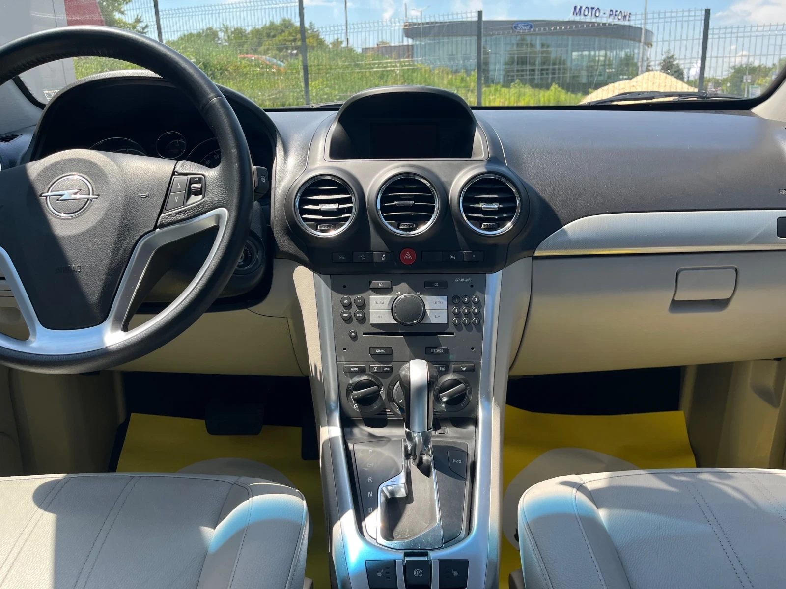 Opel Antara 2.2 кожа, снимка 12 - Автомобили и джипове - 55298700
