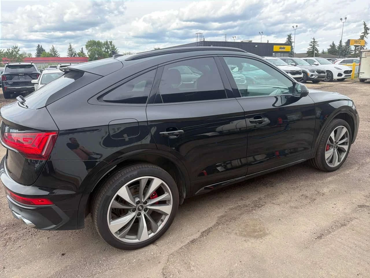 Audi SQ5 * Technik * CARFAX * ОПЦИЯ ЗА ФИНАНСИРАНЕ , снимка 13 - Автомобили и джипове - 55784811