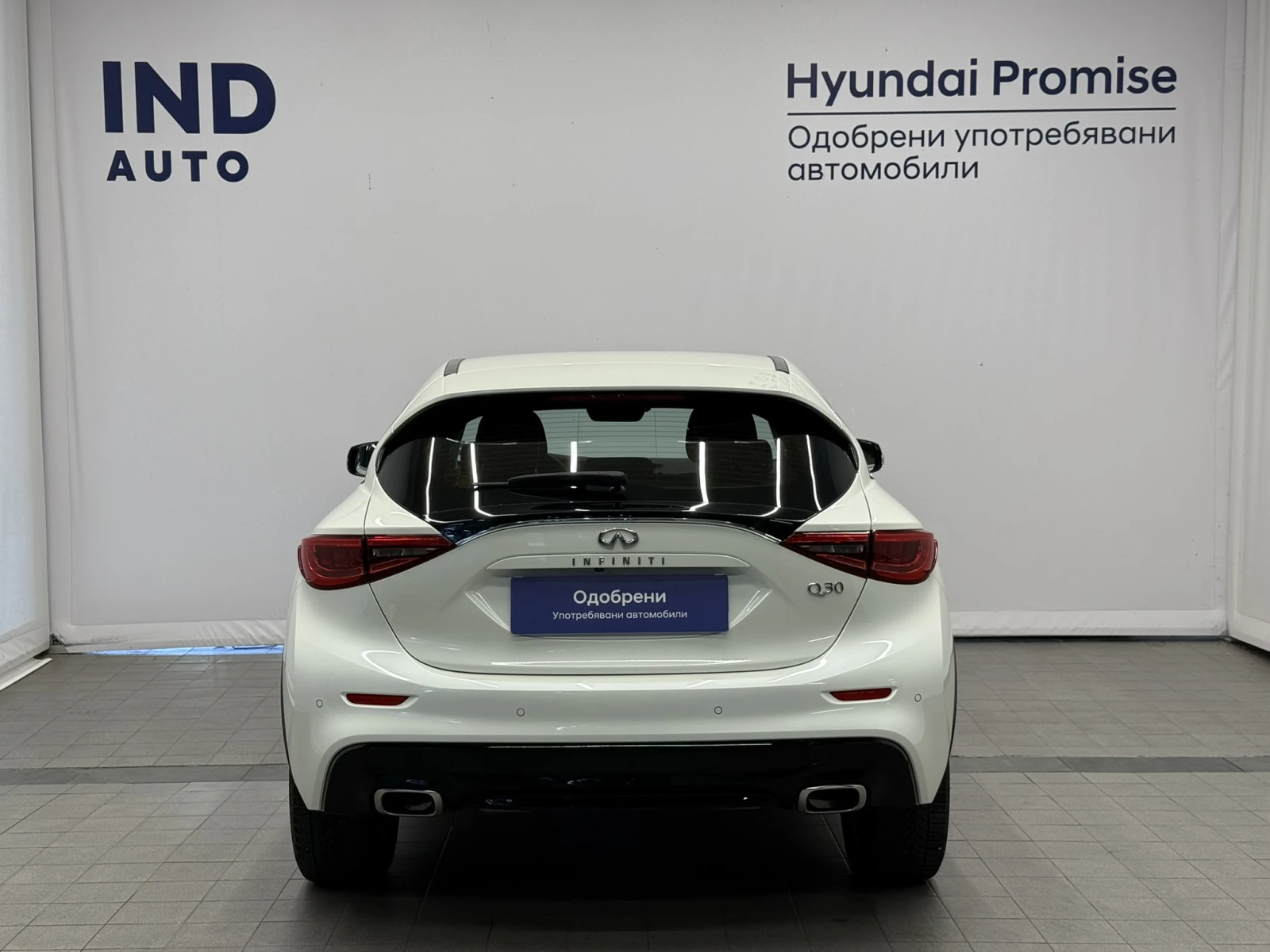 Infiniti Q30, снимка 4 - Автомобили и джипове - 56222881