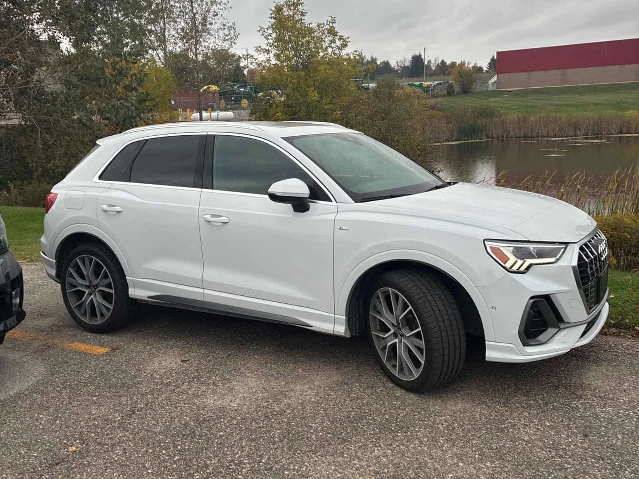 Audi Q3 * Technik * CARFAX * ОПЦИЯ ЗА ФИНАНСИРАНЕ, снимка 3 - Автомобили и джипове - 56329823