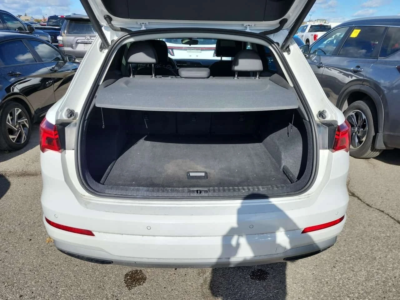 Audi Q3 Quattro Komfort / Distronic / Carfax  | Mobile.bg � ����������� 13