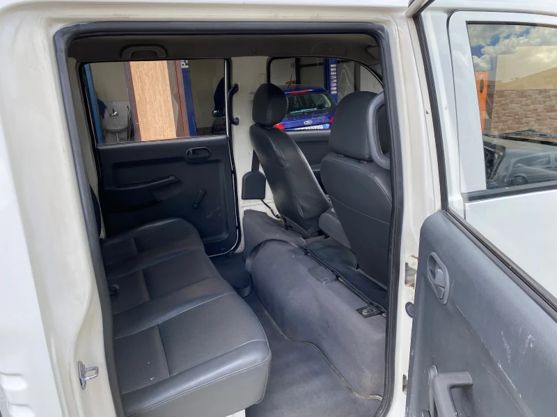 Kia Besta Bongo K 2500, снимка 6 - Бусове и автобуси - 52324225