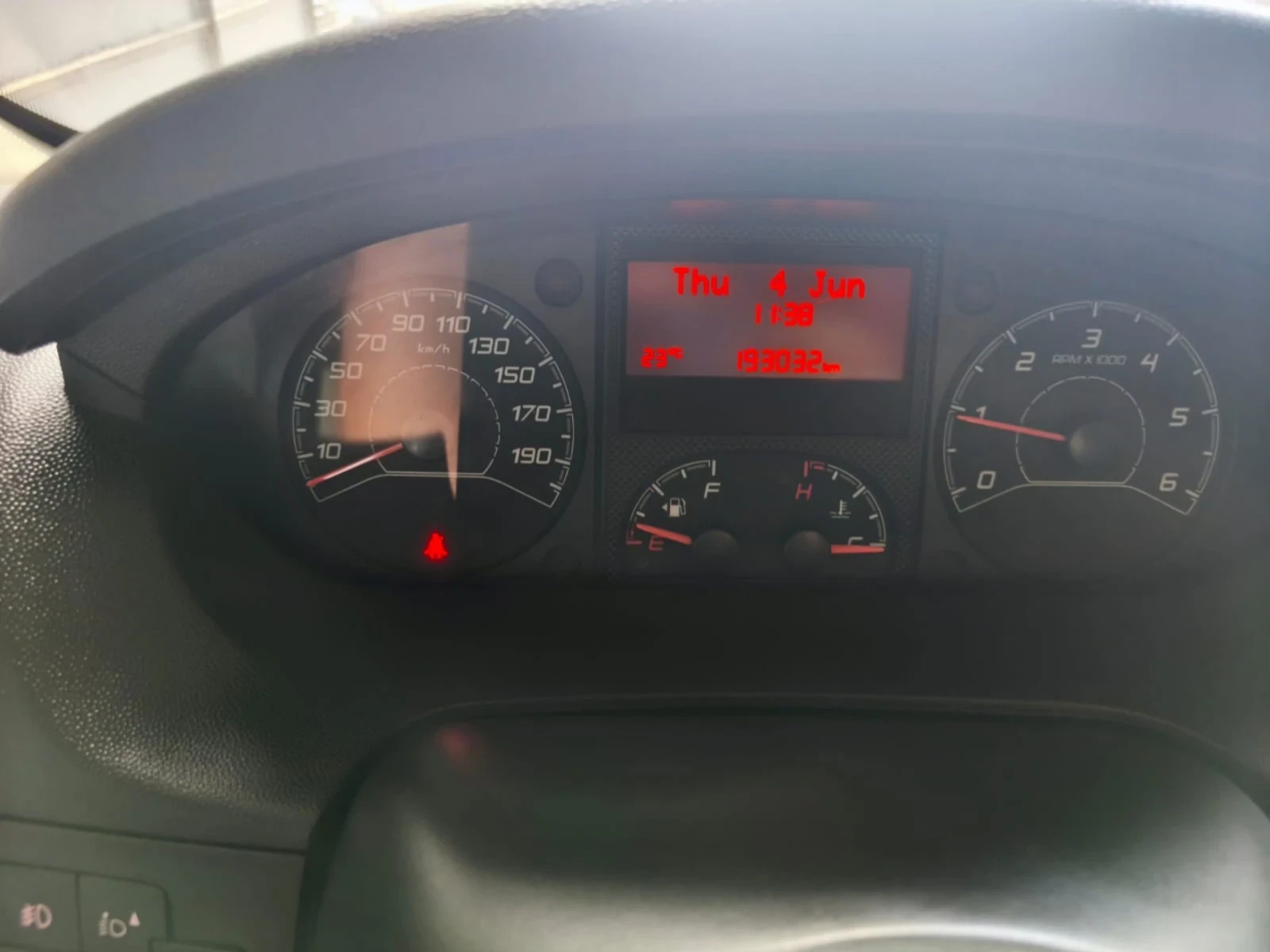 Fiat Ducato Безупречно състояние!!!!, снимка 8 - Бусове и автобуси - 54776250