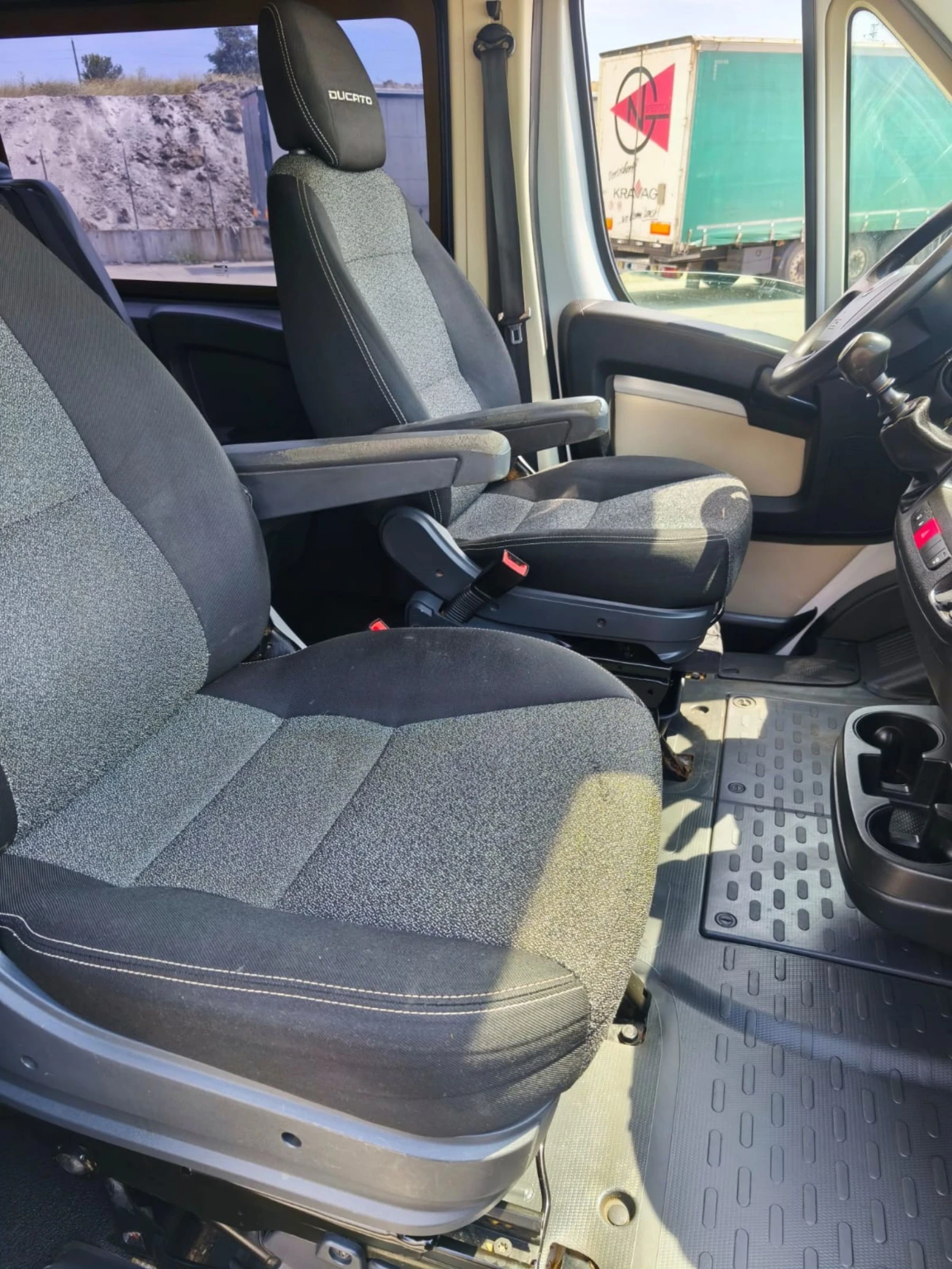 Fiat Ducato Безупречно състояние!!!!, снимка 6 - Бусове и автобуси - 54776250