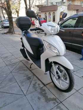     Honda Vision NSC 50 i,  