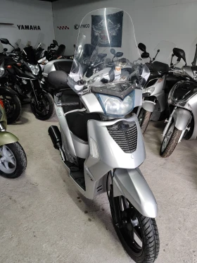 Kymco People 200