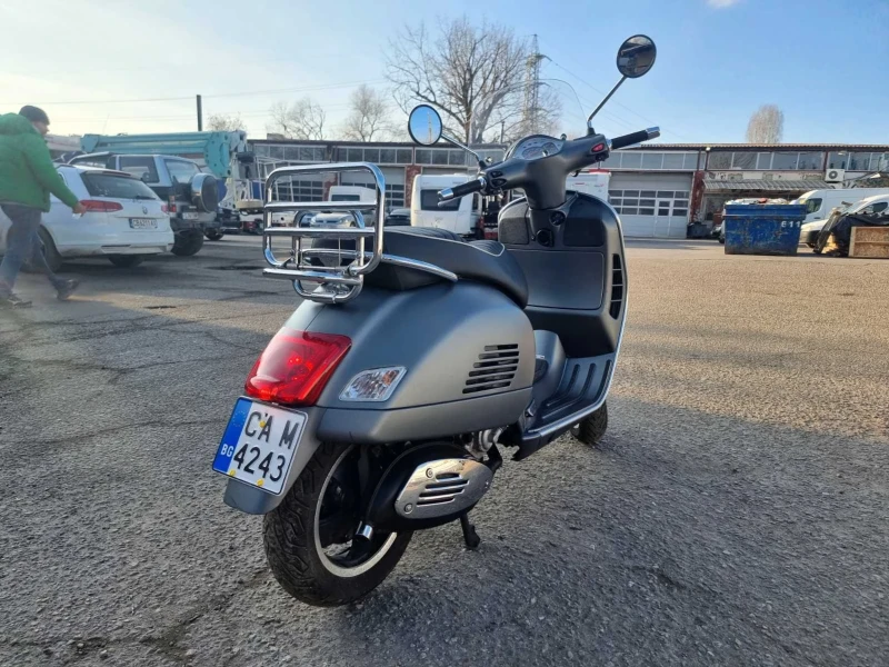 Vespa GTS 125, снимка 4 - Мотоциклети и мототехника - 52885389