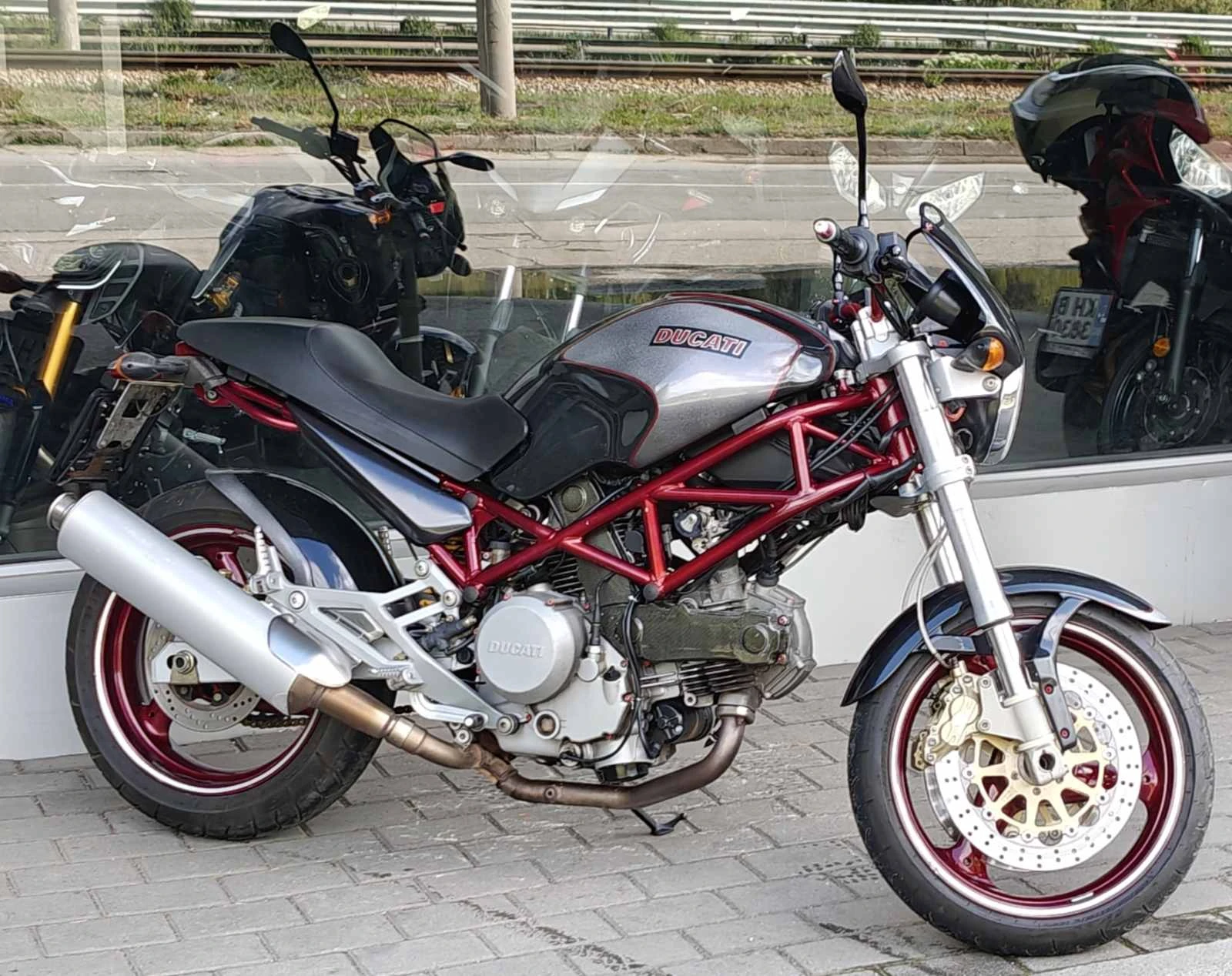 Ducati Monster 620 Injection - изображение 3
