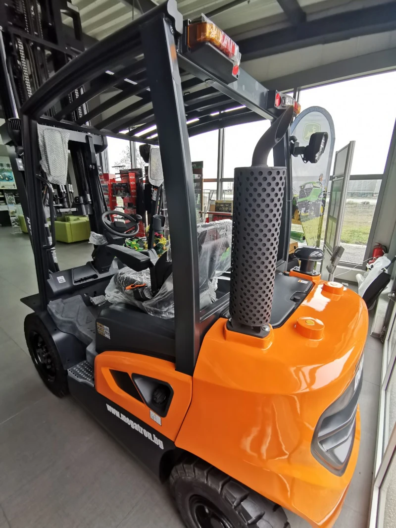 Мотокар DOOSAN D25S-9, снимка 3 - Индустриална техника - 42718778