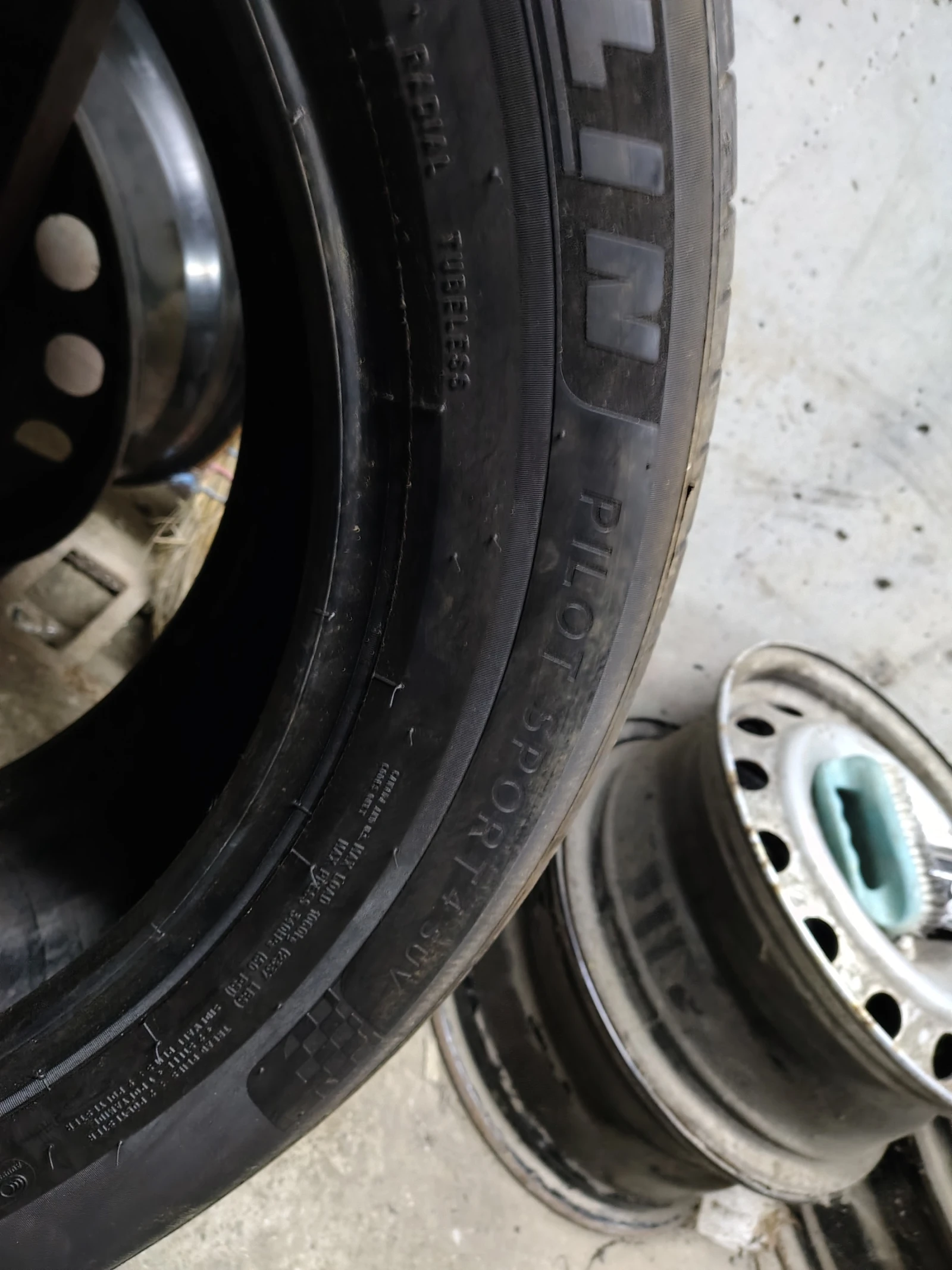 Гуми Летни 255/55R20, снимка 8 - Гуми и джанти - 53747069