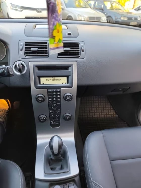 Volvo V50 2.0D * КЛИМАТРОНИК* !ТОП!, снимка 15