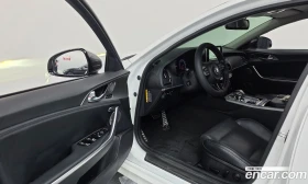 Kia Stinger 2.0 Turbo 2WD Dream Edition, снимка 10