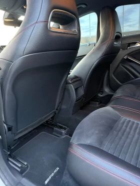 Mercedes-Benz CLA 220, снимка 8